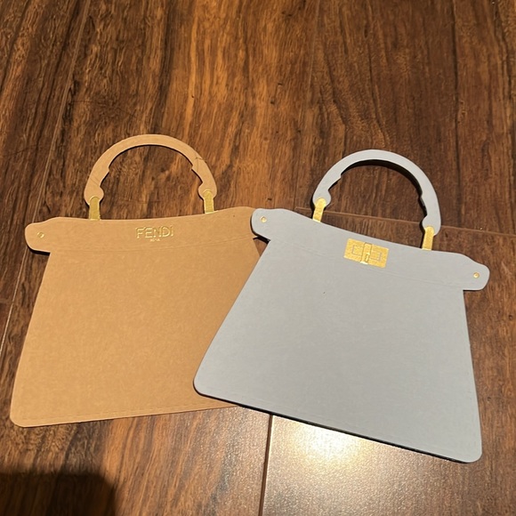Authentic Fendi shopping bag - Picture 2 of 4